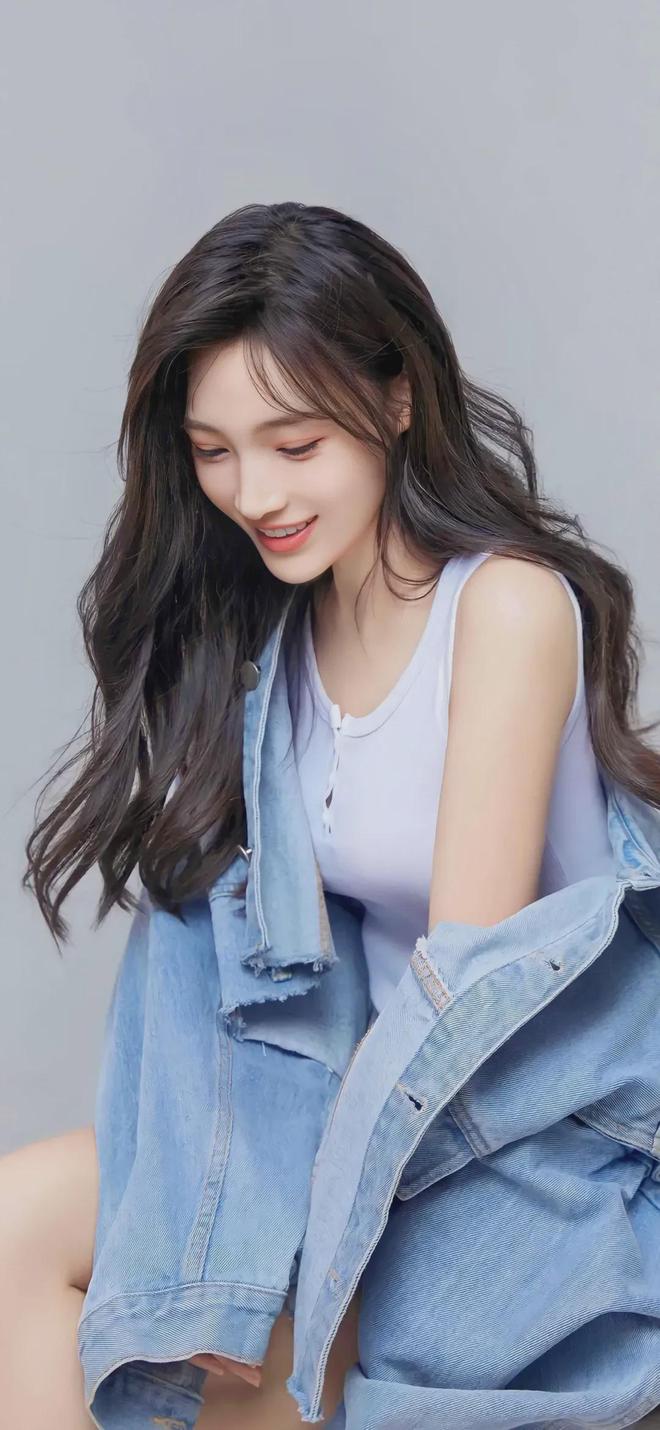 暧昧的补课老师》韩剧AG真人旗舰厅登录《(图1)